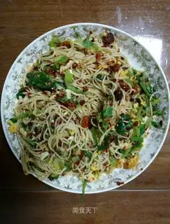 Fried noodles