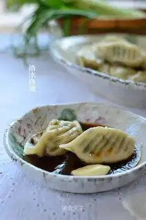 Big cabbage pork dumplings