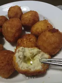Cheese chicken balls