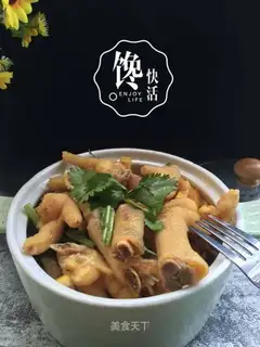 Salt chicken claws