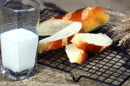 Yogurt Hass bread
