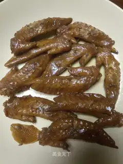 Northeast halogenated wings