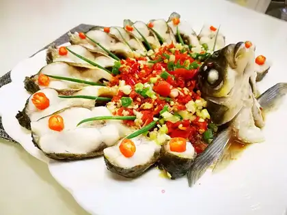 Precious peacock open-screen fish