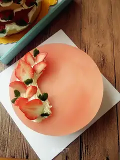 Strawberry Moose