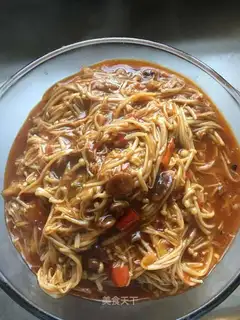 Spicy golden needle mushrooms