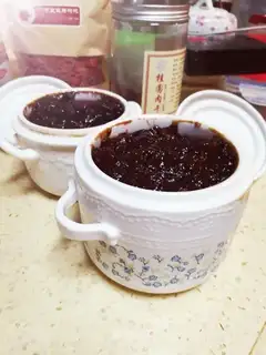 Cinnamon and red sugar