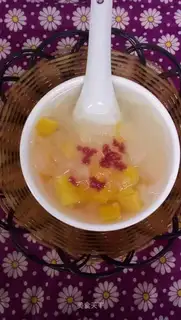 Silver-eared crotch