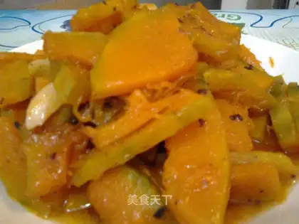 Garlic beans and fried pumpkins