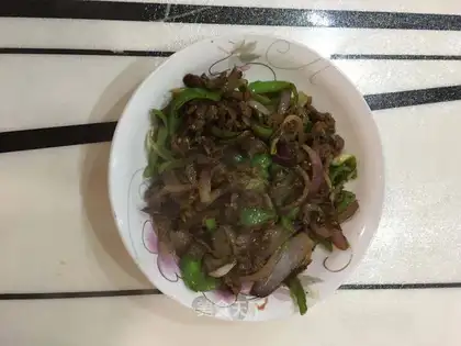 ♪ Onion and beef ♪