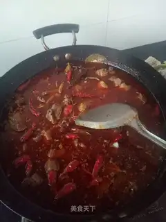Spicy dog hotpot