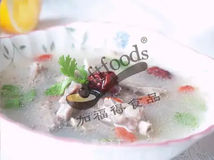 Fresh lamb chop soup