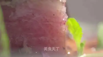 It's tuna with caviar