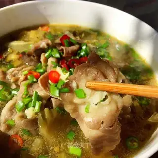 Sour soup, fat cow