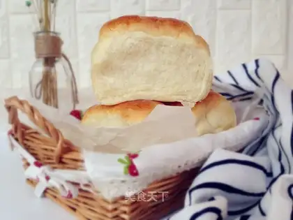 Light cream bread
