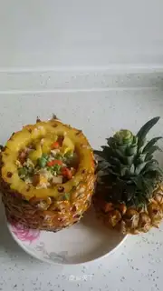 Pineapple rice