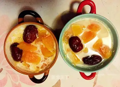 A papaya milk red date