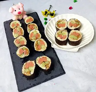 Bread ham sushi