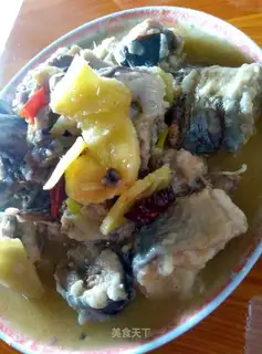 Tasty saloon soup