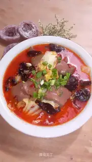 Spicy duck blood
