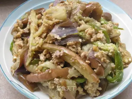 Hand-shredded eggplant with minced meat