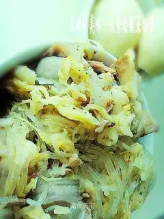Braised pickled cabbage powder with big bone