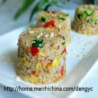 Fruit and egg fried rice