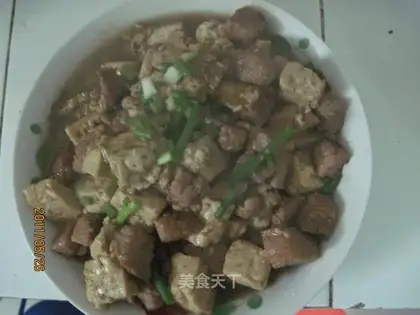 Braised pork with tofu