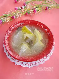Winter melon, seaweed and duck rack soup
