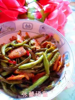 Dry stir-fried beans