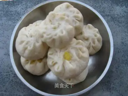 Green bean paste steamed buns