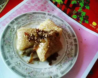 Sesame rice dumplings