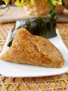 Niangya egg yolk fresh meat rice dumplings