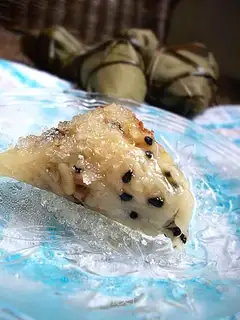 Red dates and mung bean dumplings
