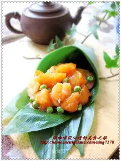Pan-wrapped shrimp balls rice dumplings