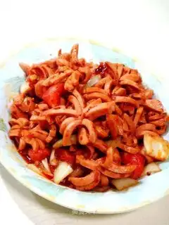 Stir-fried Chrysanthemum Sausage