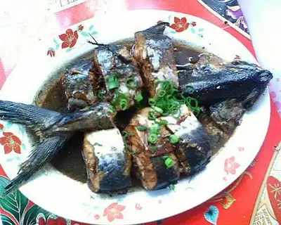 Braised fish fish
