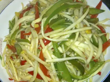 stir-fried rice bamboo with spicy sauce