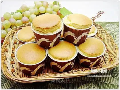 Cheese cupcakes