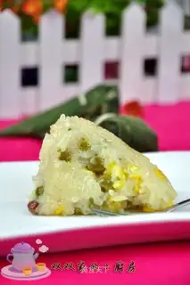 Pea and corn rice dumplings