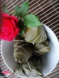 Sweet jujube rice dumplings