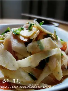 Zizania in tomato sauce
