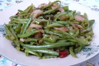 sliced meat with sword beans