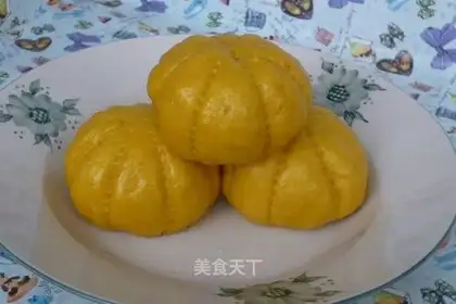 Pumpkin purple potato bun
