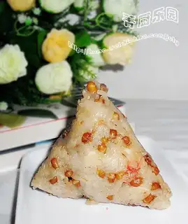 Eight treasure quail egg meat rice dumplings