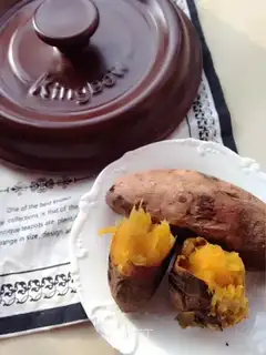 Roast potatoes