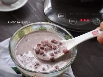 The red bean rice coconut juice