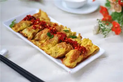 Onion egg dumplings