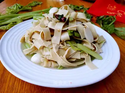 Tofu, celery