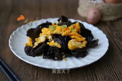 Mocked eggs