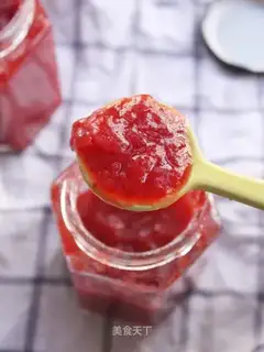 Homemade strawberry sauce